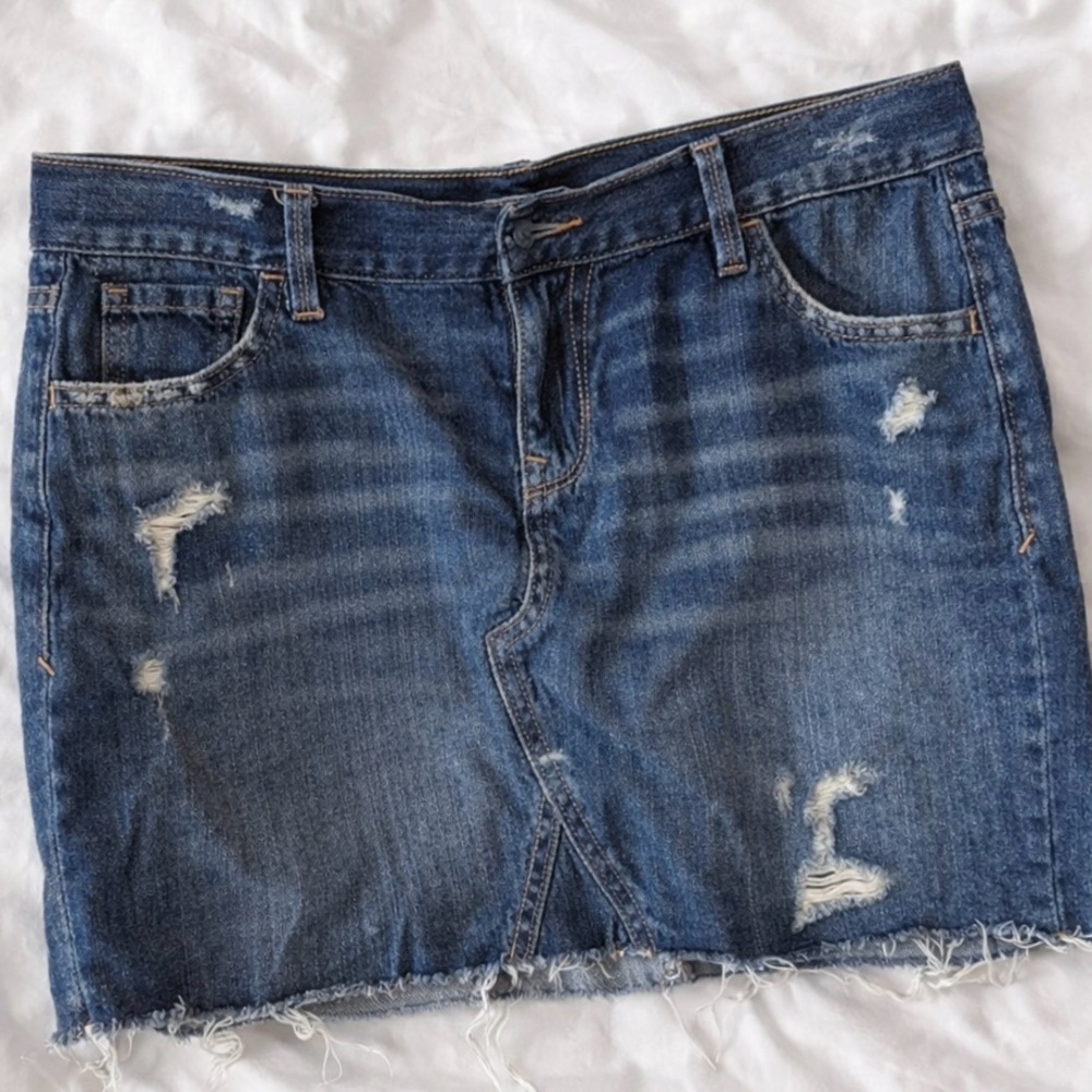 Old Navy Distressed Jean Mini Skirt Raw Hem Size 14 Petite